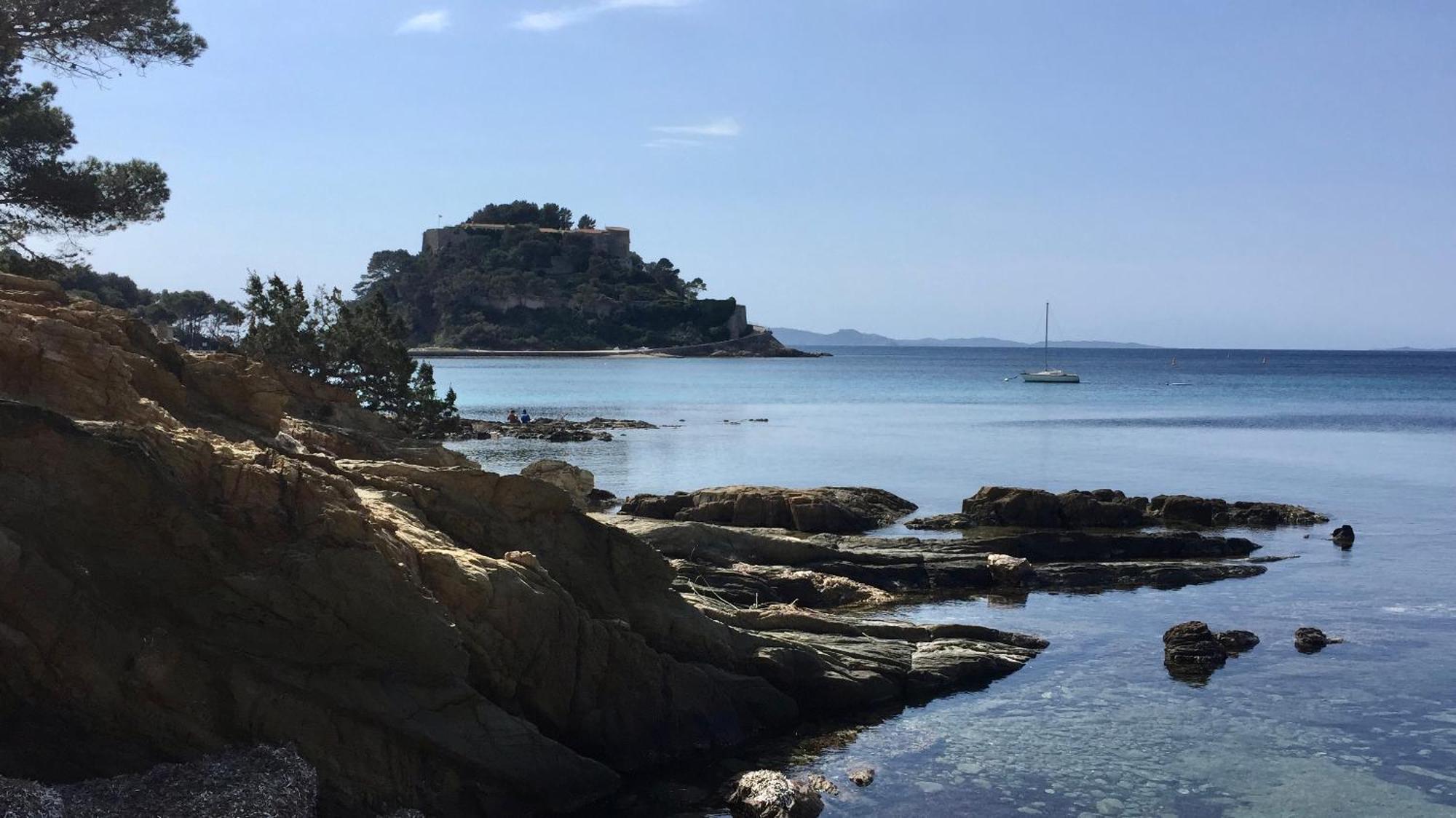 T3 A 300M Plage Avec Piscine Tennis Le Lavandou Buitenkant foto